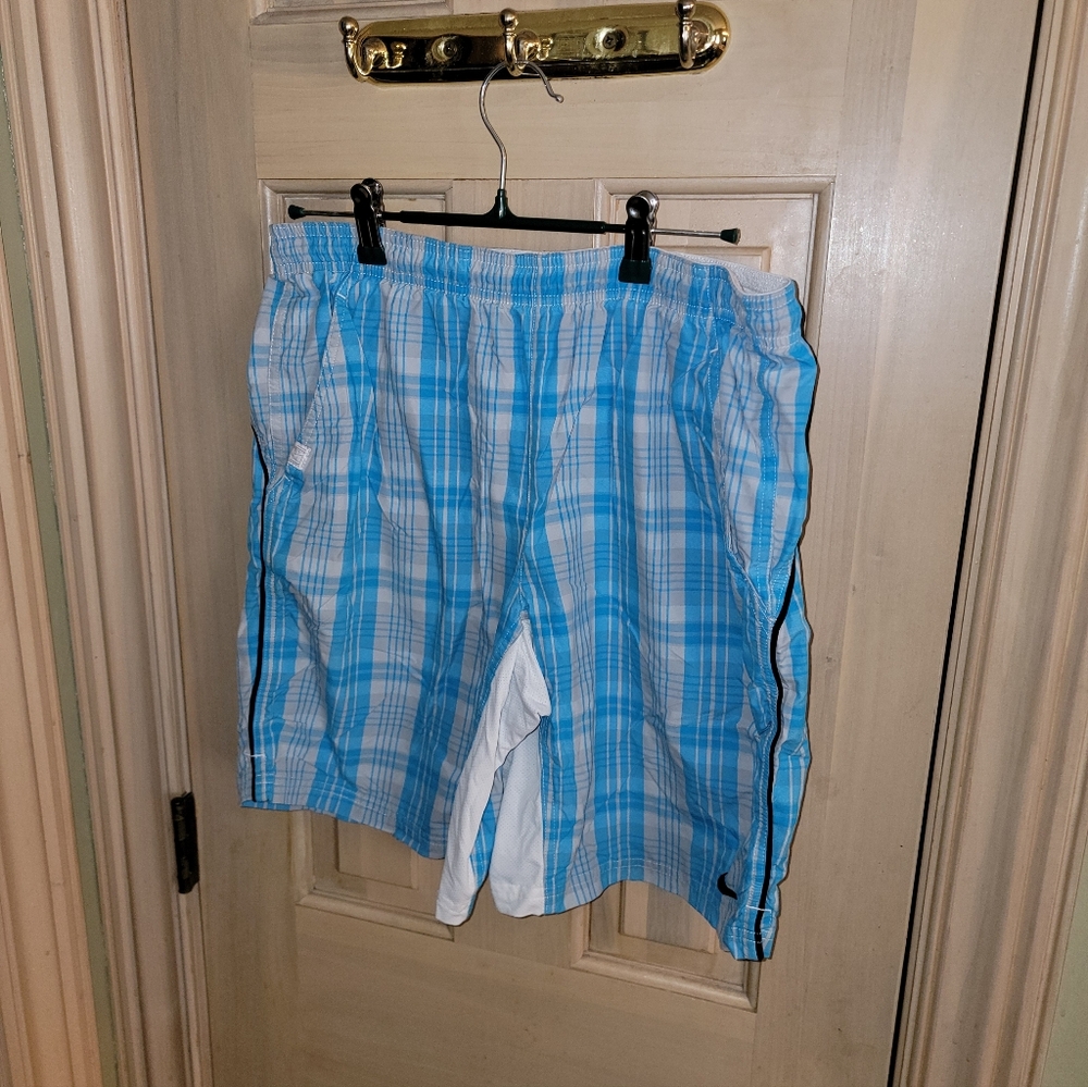 Mens Sz M Nike Plaid Shorts Gray And Blue Side Pockets